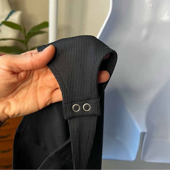 NWT Express black bodysuit, body contour, size XS - Picture 3 of 8